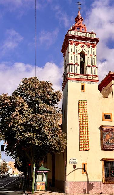 La Iglesia de San Roque (2): la Portada principal y la Torre.