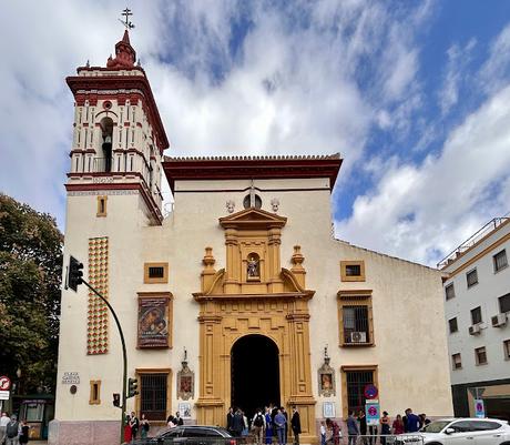La Iglesia de San Roque (2): la Portada principal y la Torre.