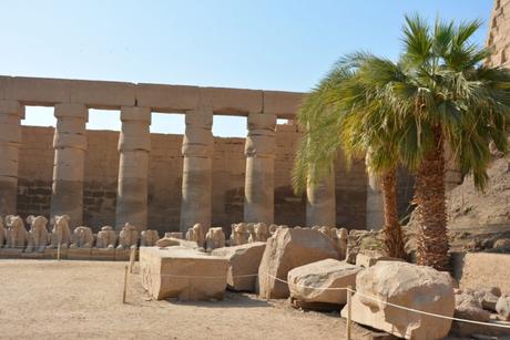Las 13 cosas imprescindibles que hacer en Luxor Templo de Luxor, ruinas y columnas.