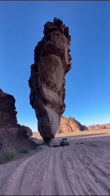 La mayoría de los españoles quiere un referéndum para decidir entre monarquía o república… Y crítica a Camilo José Cela. La mayoría de los españoles quiere un referéndum para decidir entre monarquía o república… Y crítica a Camilo José Cela.