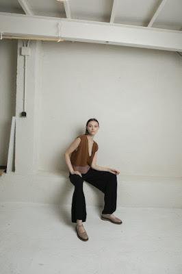 Timeless. emes Timeless. emes