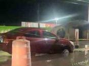 Vehículo Queda Atrapado Socavón Avenida Pedro, Soledad Graciano Sánchez