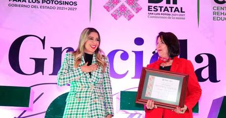 Conferencia Inspiradora “¿Quién dijo que los sordos no?” Organizada por el DIF Estatal en San Luis Potosí