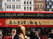 Barcelona lanza Londres campaña Navidad autobuses doble piso