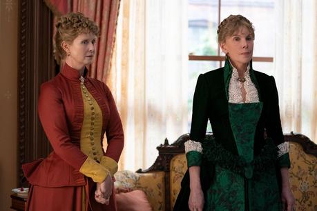 Cynthia Nixon como Ada Brook