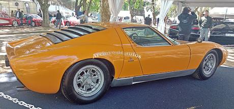Lamborghini Miura P400, un deportivo clásico presentado en el año 1966 Lamborghini Miura P400, un deportivo clásico presentado en el año 1966