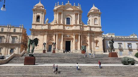 SICILIA: EL VALLE DE NOTO Y LAS VILLAS DE RAGUSA, NOTO Y MÓDICA