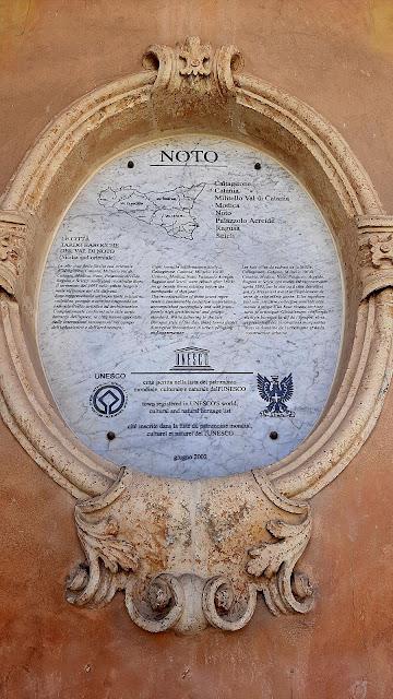 SICILIA: EL VALLE DE NOTO Y LAS VILLAS DE RAGUSA, NOTO Y MÓDICA
