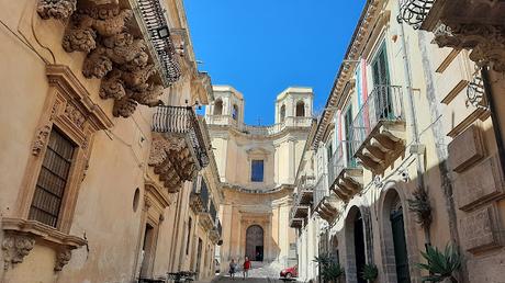 SICILIA: EL VALLE DE NOTO Y LAS VILLAS DE RAGUSA, NOTO Y MÓDICA