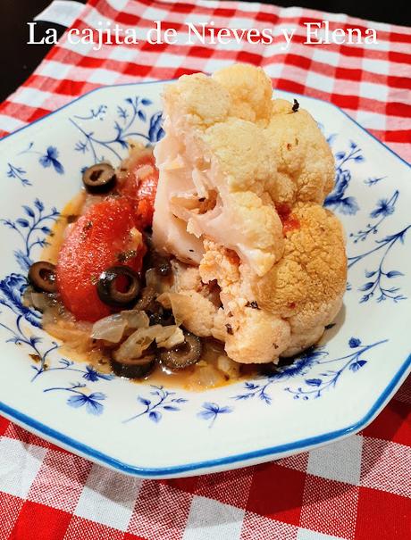 Coliflor en salsa putanesca a la hierbabuena