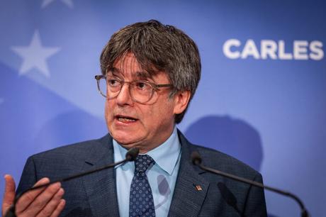 Puigdemont avisa a Sánchez de que «del incumplimiento nace la desonfianza» y se queja de no poder hablar catalán