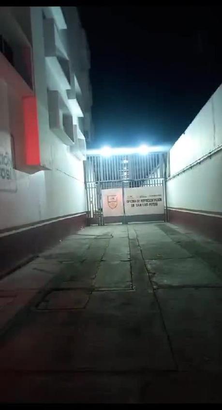 Migrante pierde la vida frente al Instituto Nacional de Migración en San Luis Potosí