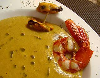 Crema de Mejillones y Carabineros