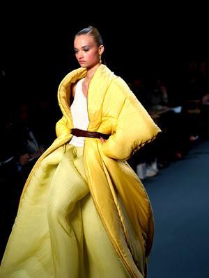 La Hoja Parroquial de la Moda. La Hoja Parroquial de la Moda.