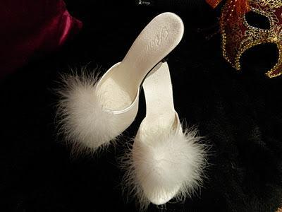 La Hoja Parroquial de la Moda. La Hoja Parroquial de la Moda.