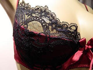 La Hoja Parroquial de la Moda. La Hoja Parroquial de la Moda.