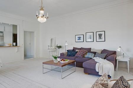 taburetes tolix muebles de ikea estilo sueco decoración estilo nórdico decoración pisos pequeños decoración interiores deconración interiores pequeños cocinas blancas cocina moderna cocina diáfana abierta al salón chandelier apartamento sueco 