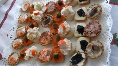 Canapés, volovanes y varios aperitivos