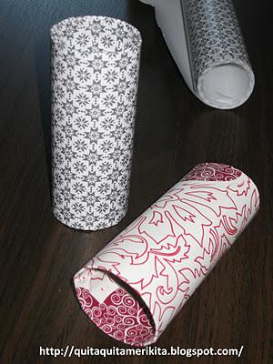 Los paquetes de regalo con tubos del papel higiénico de Tamara