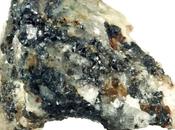Extraños cristales revelan roca antiguo meteorito