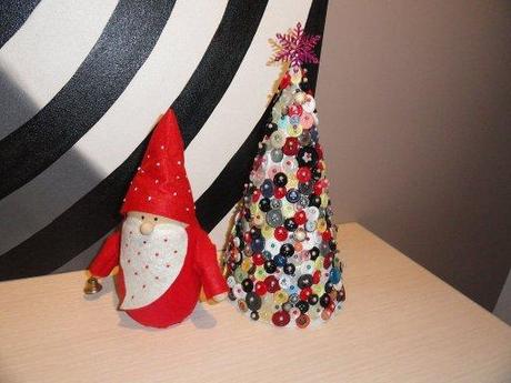 El árbol de Navidad de botones de Desing