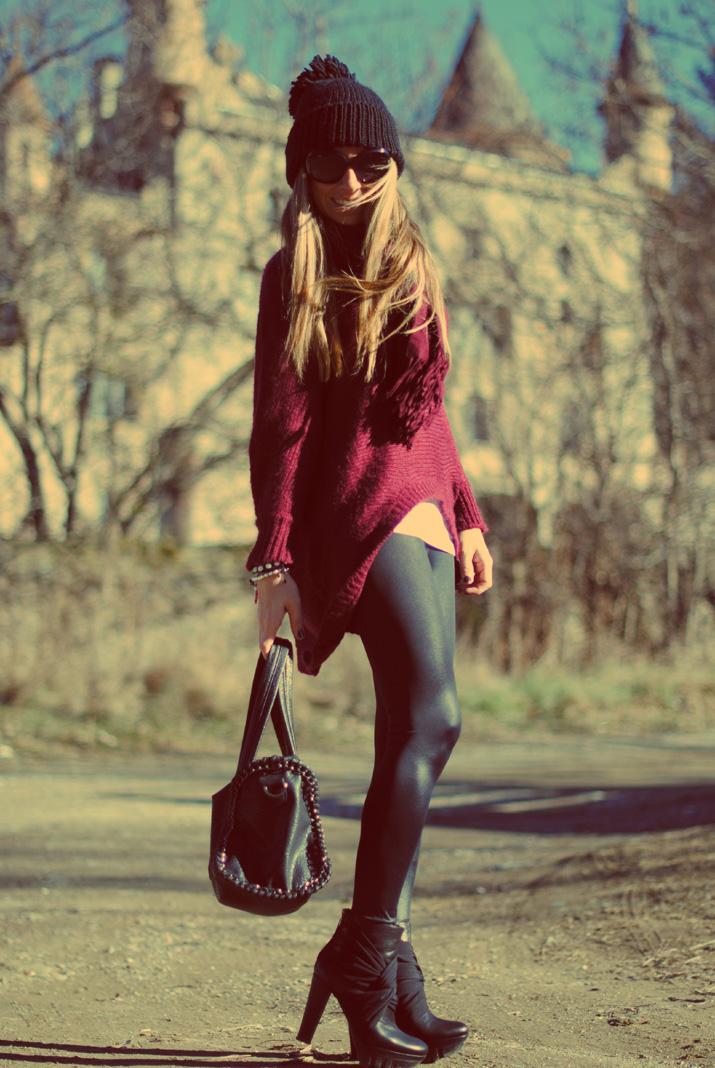 Burgundy jumper...