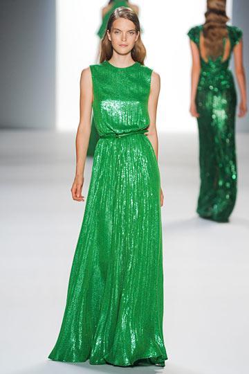 Let’s talk Elie Saab Paris Fashion Week Spring 2012 in green. Shall we?This shiny green dress walked down the runway in Paris a couple weeks ago and honestly I just didn’t think I would love anything shiny green like this in fashion. Wrong. This Elie Saab dress is gorgeous. Shiny green the only question is will you be my friend in decor. I really don’t know. However, if Miles Redd is involved you just might be. My friend that is.
