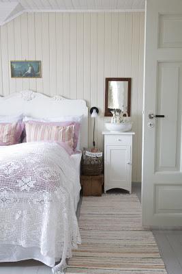 MAS DORMITORIOS RUSTICOS