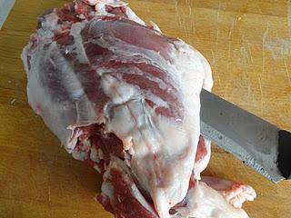 Pierna de cordero rellena al cava