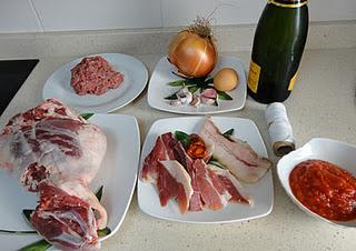 Pierna de cordero rellena al cava