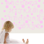 Vinilos infantiles con letras del alfabeto