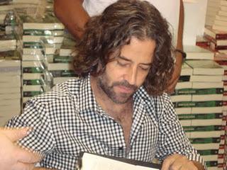 Felipe Fernández del Paso: La Culpa es del Espejo