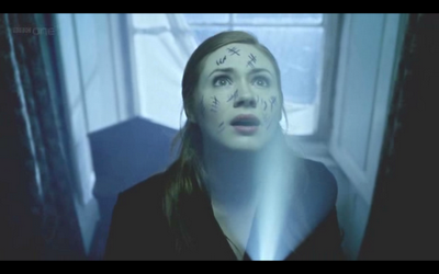 8 ESCENAS DE 2011; SERIES DE TELEVISIÓN (I)