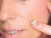 Enero suave: ojos coral labios nude