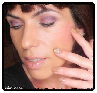 Enero suave: ojos coral y labios nude