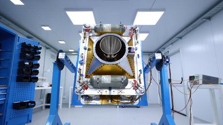 La startup de un argentino busca crear la primera red de transporte para satélites en el espacio