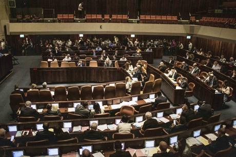 El Parlamento israelí aprueba 6.300 millones euros de presupuesto adicional para financiar la guerra en 2024