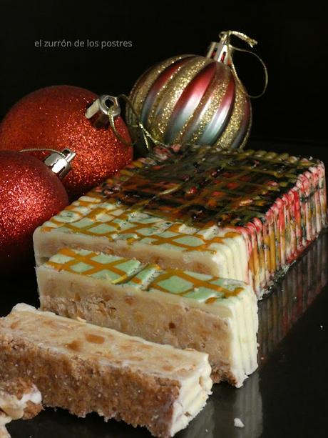 Turrón Chocolate Blanco con Almendras fritas saldas