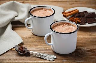 ¿CONOCES LOS BENEFICIOS DE TOMAR CACAO EN INVIERNO?
