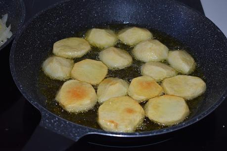 Pulpitos encebollados con patatas Pulpitos encebollados con patatas