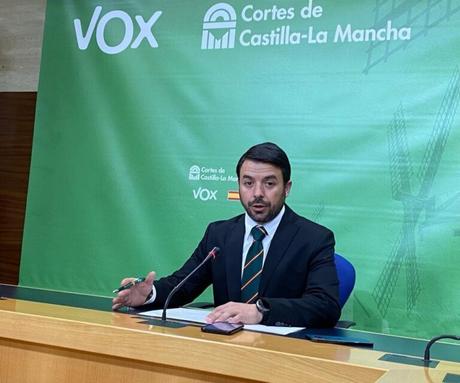 Vox rechaza «amenazas» de C-LM tras censurar la obra de teatro en Quintanar y recuerda que es competencia municipal