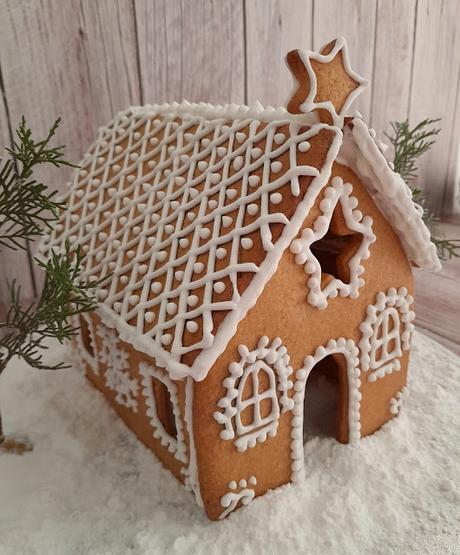 Casita de Jengibre - Gingerbread house Casita de Jengibre - Gingerbread house