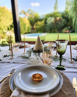 Mesa de Navidad: adentro o afuera?