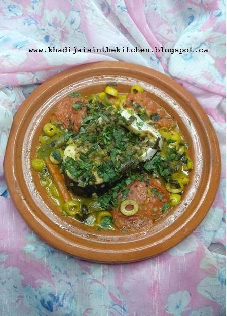 TAGINE DE POISSON/FISH TAGINE / TAGINE DE PESCADO / طاجين الحوت TAGINE DE POISSON/FISH TAGINE / TAGINE DE PESCADO / طاجين الحوت