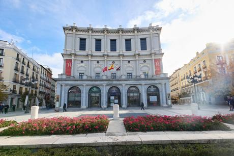 Alegría pide la dimisión de un concejal del PP de Cangas tras levantarle la mano a la teniente de alcalde del PSOE