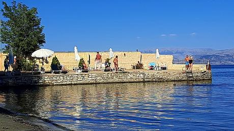 GRECIA: EL MONASTERIO DE PALEOKASTRISTSA EN CORFÚ GRECIA: EL MONASTERIO DE PALEOKASTRISTSA EN CORFÚ