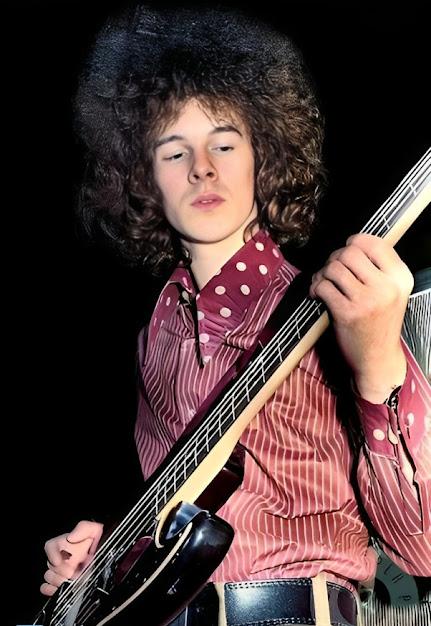 Efemérides del Rock y Heavy Metal: Qué pasó un 25 de Diciembre Efemérides del Rock y Heavy Metal: Qué pasó un 25 de Diciembre