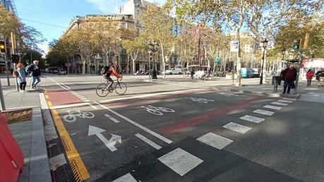 Barcelona estrena Megacorredor ciclista en la calle Mallorca