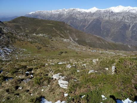 Arenas de Cabrales-Nava-El Jorcáu del Cuernu-Lles