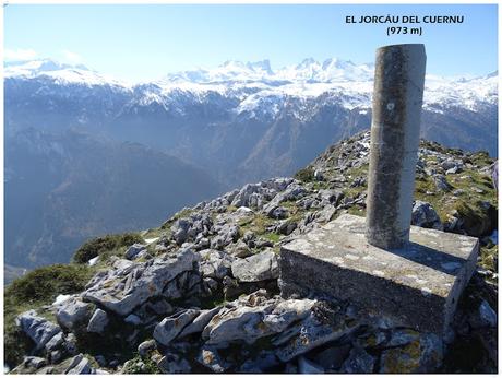Arenas de Cabrales-Nava-El Jorcáu del Cuernu-Lles